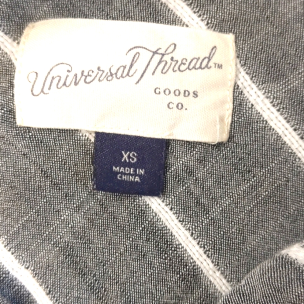 Universal Thread Cropped Top Stripped Size XS - Picture 5 of 9